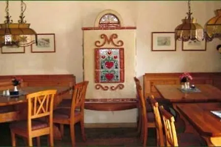 Szálloda Hotel-restaurant Moser Pöchlarn