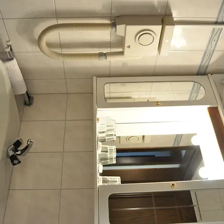 ومطعم موسر 3*